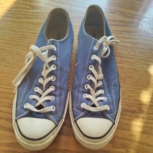 Royal blue chucks Taylor all stars
